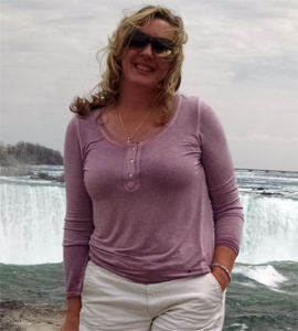 Lynn Terry at Niagara Falls